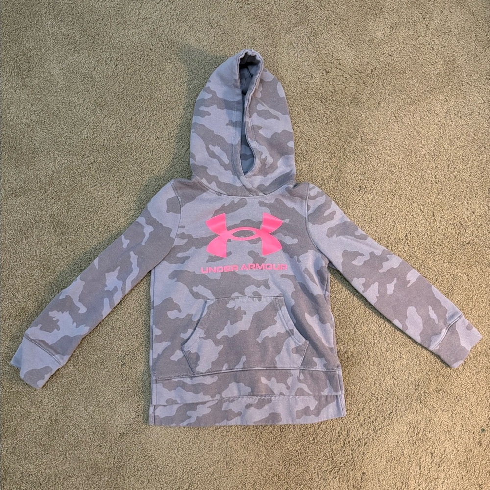 Under Armour Girls Gray Camo Hoodie with Pink Logo